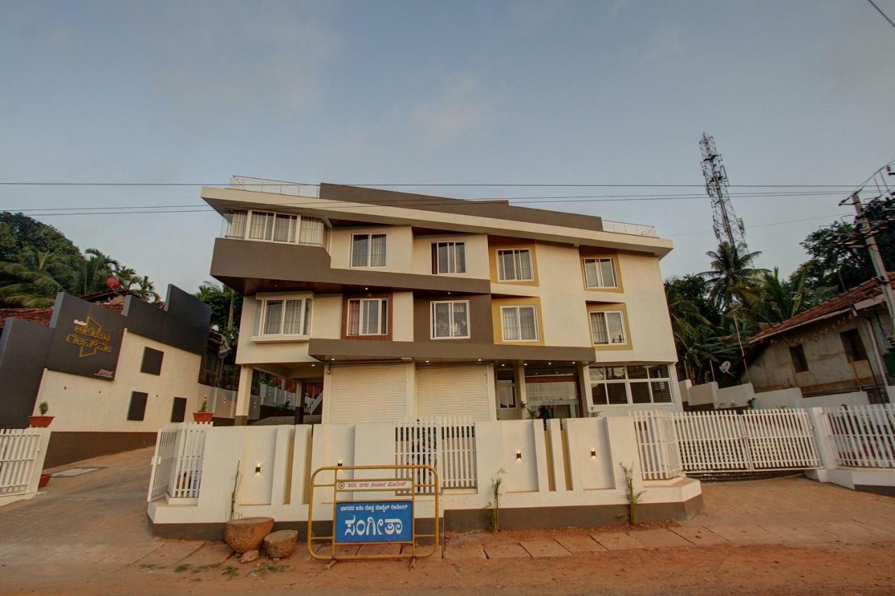 Oyo 39568 Alekha Gateway Hotel Sirsi Exterior photo